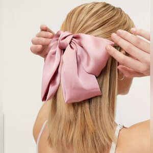 Women’s Dusty Pink Oversized Silky Soft Satin Elegant Hair Bow clip Coquette Y2K